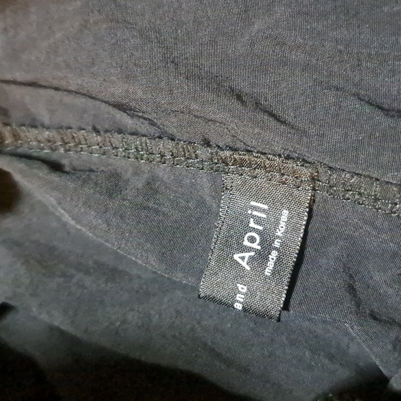 High Wasited Athleisure Shorts - Picture 4 of 4